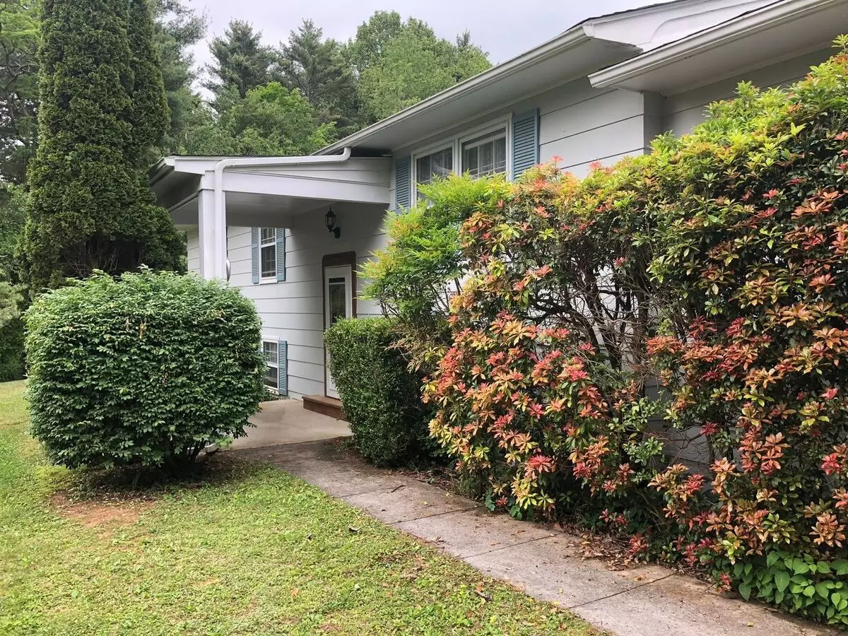 1606 Daniels Run Rd NE House for rent in Check, VA
