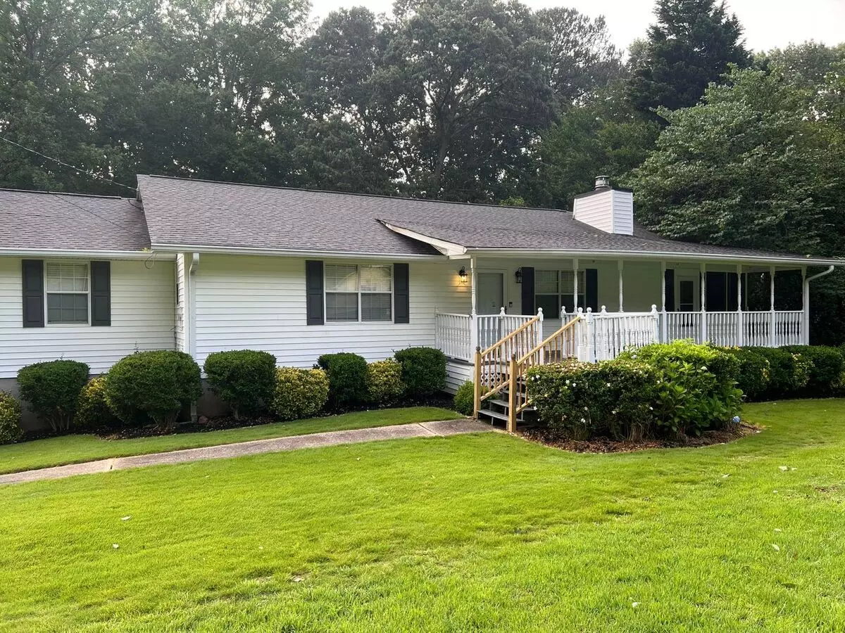 Charming 3br House In Douglasville House for rent in Douglasville, GA
