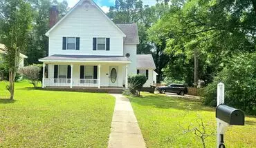 2 of 23 Great 3br/3bth House In Dothan With Pool! House for rent in Dothan, AL