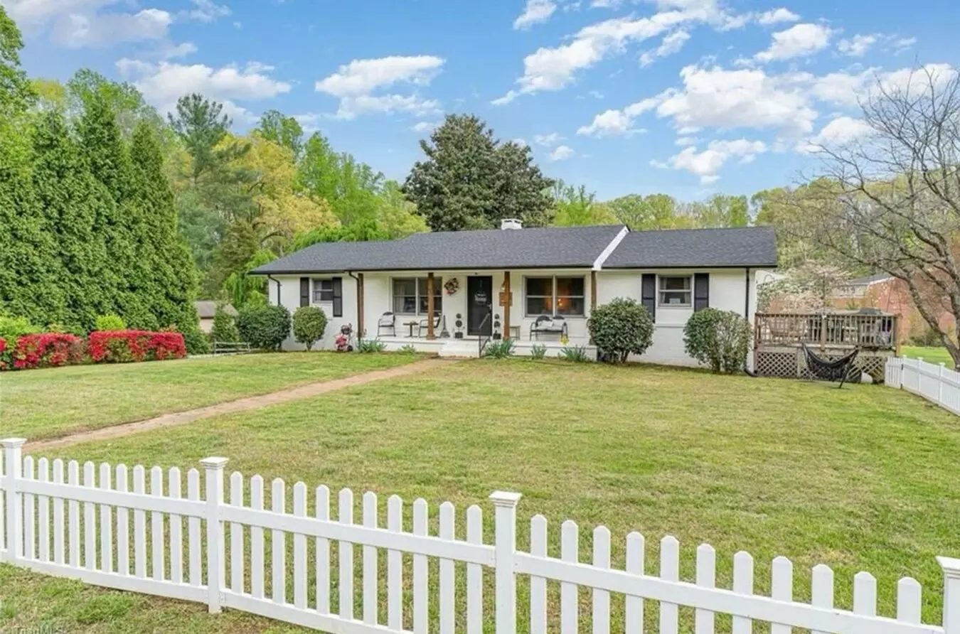 Pool And Movie Room - Charming 3br House In High Point House for rent in High Point, NC