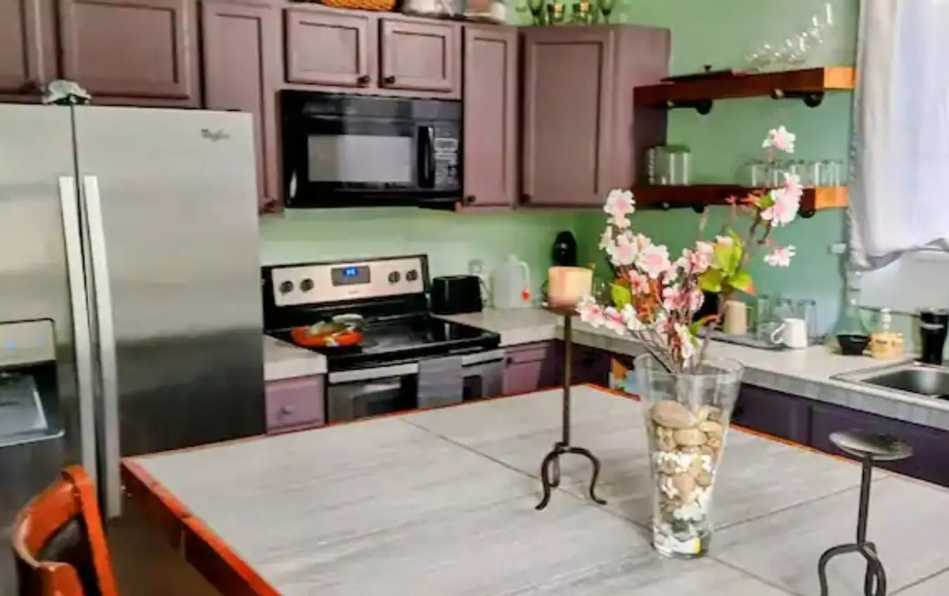 Charming 3br House In Macon - Walk To Mercer Village And Tatnall Square Park! House for rent in Macon, GA