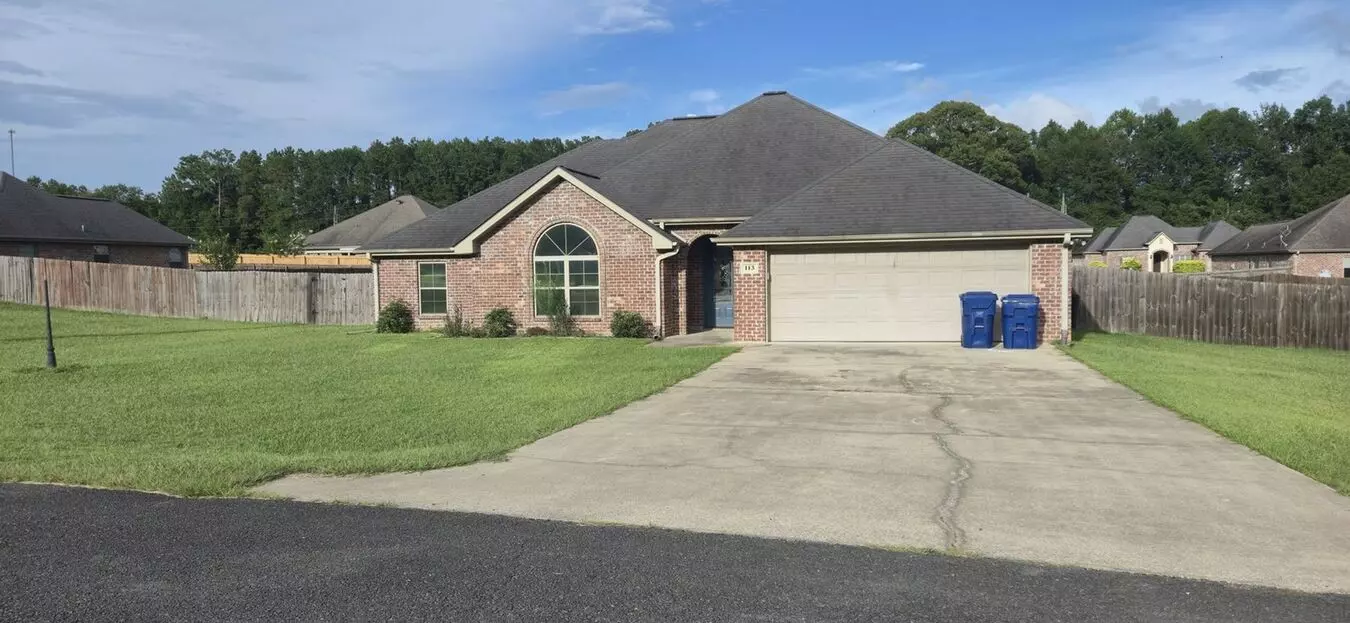 Spacious 4br House In Leesville House for rent in Leesville, LA