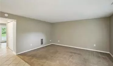 4 of 20 Charming 2br Condo In Heart Of Centerville Apartment for rent in Dayton, OH