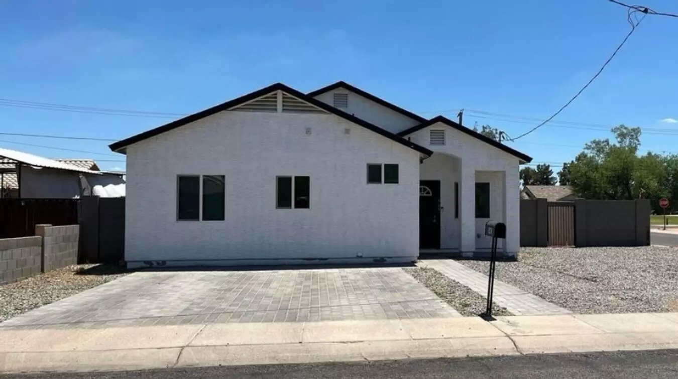 Charming 4br House In Casa Grande House for rent in Casa Grande, AZ