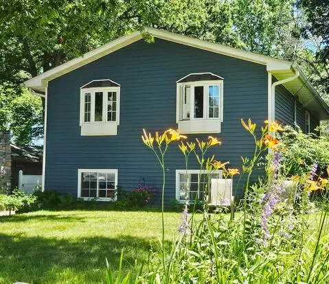 Charming 3br House In White Bear Lake Apartment for rent in White Bear Lake, MN Charming 3br House In White Bear Lake Apartment for rent in White Bear Lake, MN