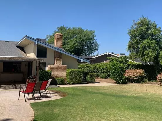 Spacious 4br House In Fresno Apartment for rent in Fresno, CA
