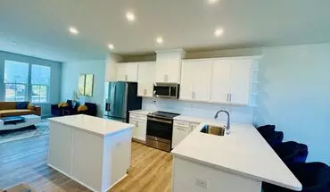 3 of 13 Charming 3br Townhome In Charlotte House for rent in Charlotte, NC