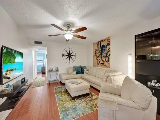 232 Farnham J Apartment for rent in Deerfield Beach, FL
