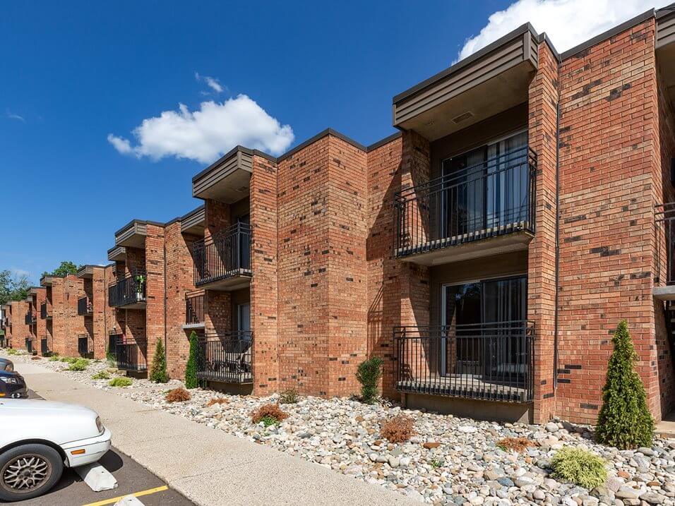 Arcadia Grove Apartments 1324 Lafayette Ave Kalamazoo, MI