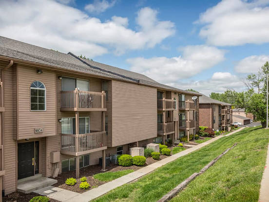 The Retreat At Mill Creek Apartments Lenexa Ks The Retreat At Mill Creek Apartments Lenexa Ks