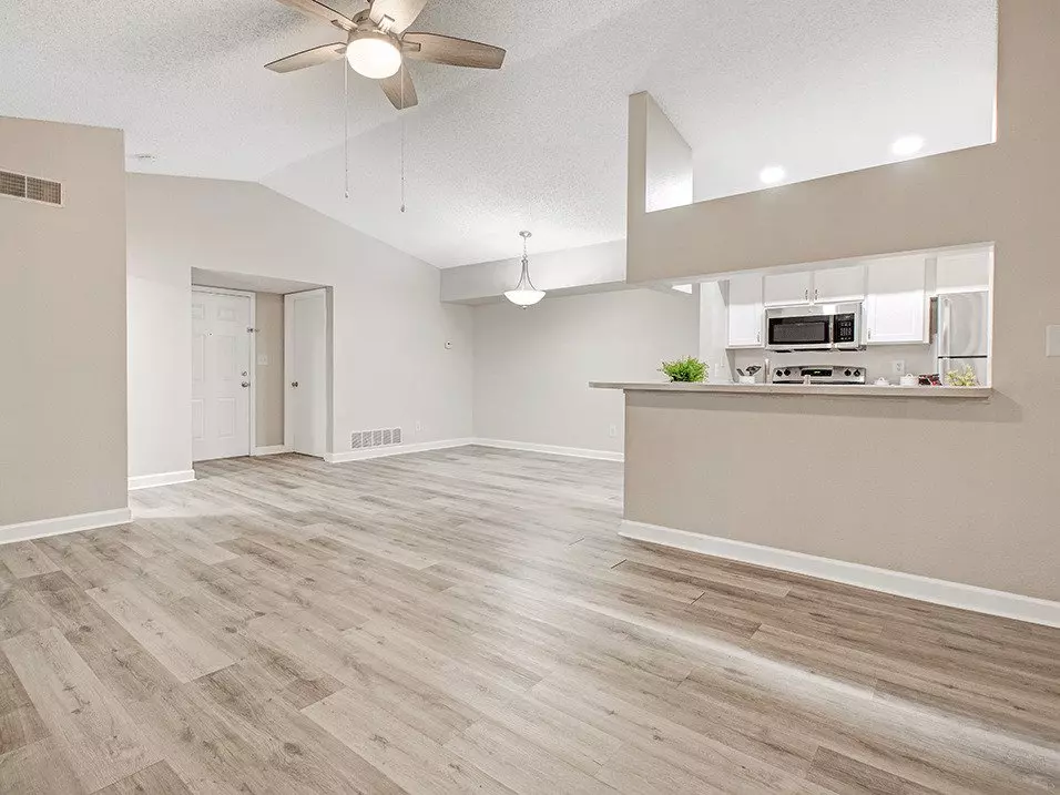 The Earl Apartment for rent in Gainesville, FL