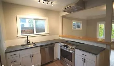 2 of 26 2311 24th Ave Llc Apartment for rent in Seattle, WA