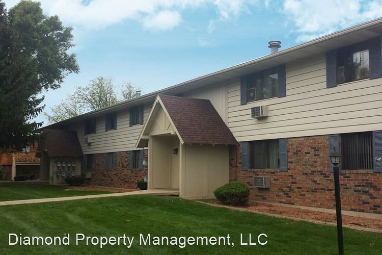 2 of 2 2995 W Lawrence St Apartment for rent in Appleton, WI