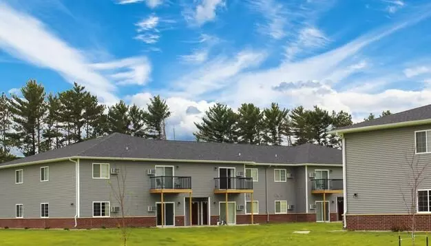 631 32nd St N Apartment for rent in Wisconsin Rapids, WI