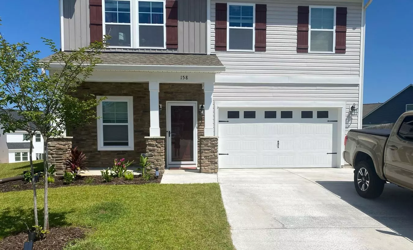 Magnificent Home In The Paddocks At Woodcreek! House for rent in Elgin, SC