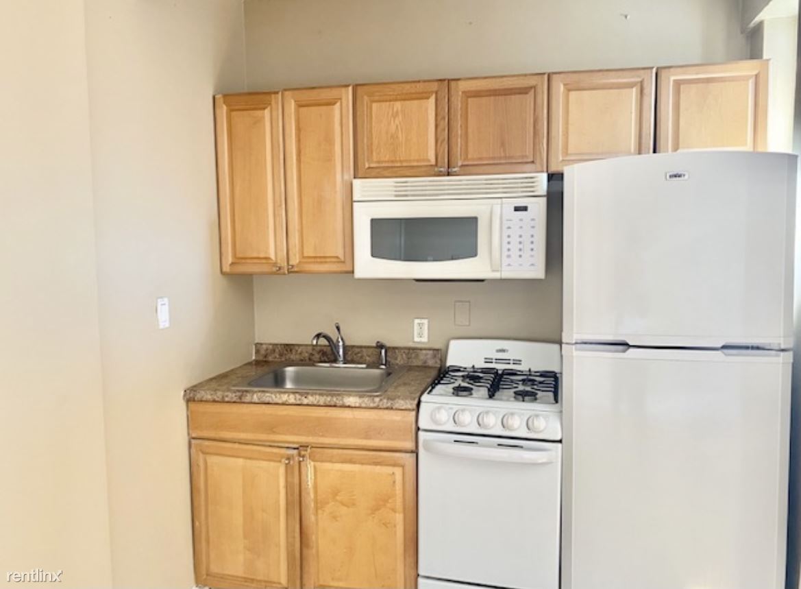 Nice 1 Bedroom in Court Yard Elevator Building... Apartments New Rochelle, NY