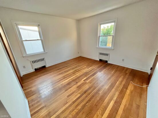 Nice 2 Bedroom Apartment On 2nd Floor of Private Port Chester, NY
