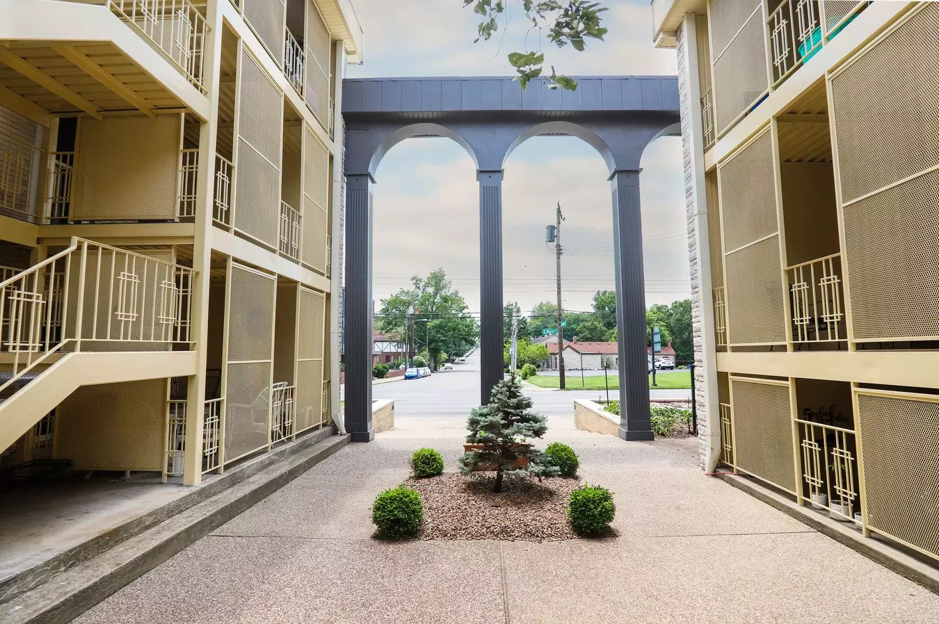 521/527 E. Main Street Apartment for rent in Lexington, KY