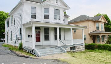 254 W Market St Apartment for rent in Harrisonburg, VA
