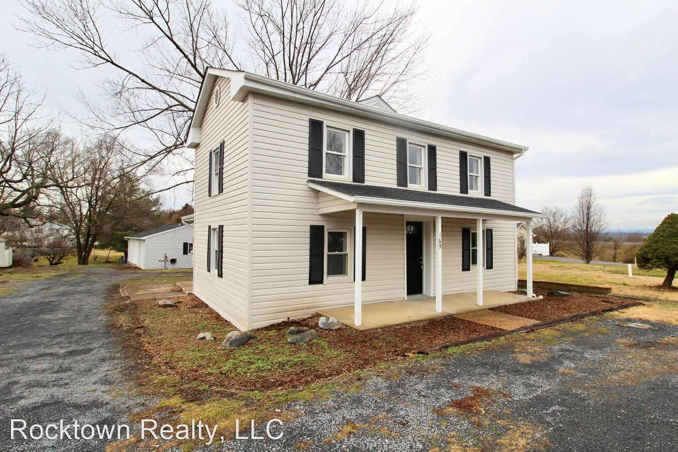 169 W Lee St New Market, VA House for Rent Rentable