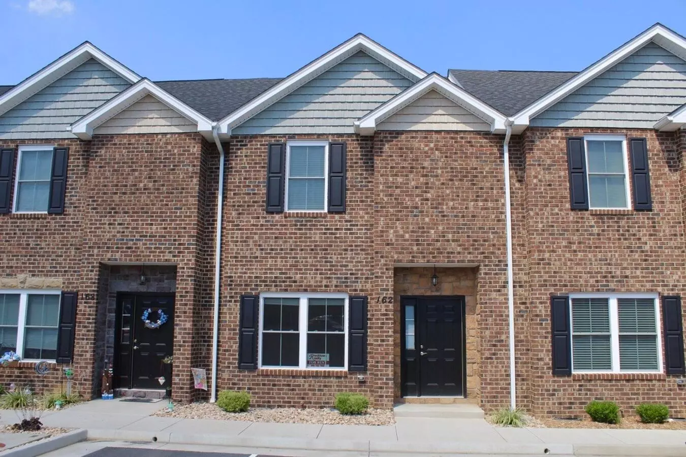 Upscale Townhome For Rent In Cedar Point!- 162 Cedar Point House for rent in Rockingham, VA