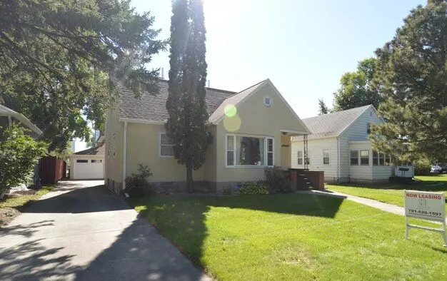2327 University Ave Apartment for rent in Grand Forks, ND 2327 University Ave Apartment for rent in Grand Forks, ND