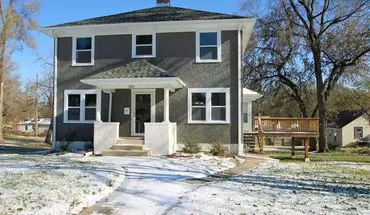 2 of 15 3325 N 42Nd St House for rent in Omaha, NE