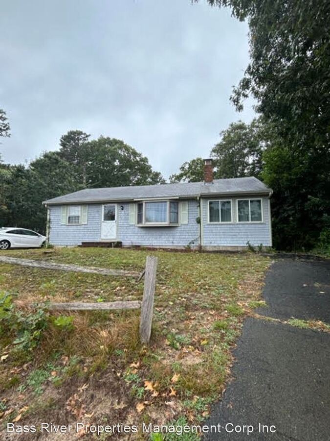 83 Michaels Ave Dennisport, MA House for Rent Rentable