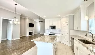 4 of 13 Warm Elegance In The Willows - 4Bedroom 2Bath Family Haven House for rent in Baton Rouge, LA