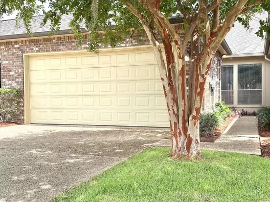 3 Bed, 2 Bath Home In Pelican Point – Spacious, Stylish Apartment for rent in Gonzales, LA