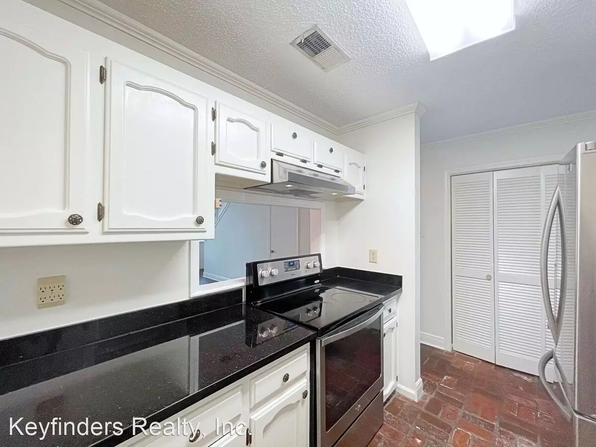 10536 N Oak Hills Pkwy Unit D House for rent in Baton Rouge, LA