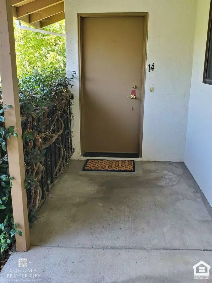 225 2nd St #14 E House for rent in Sonoma, CA