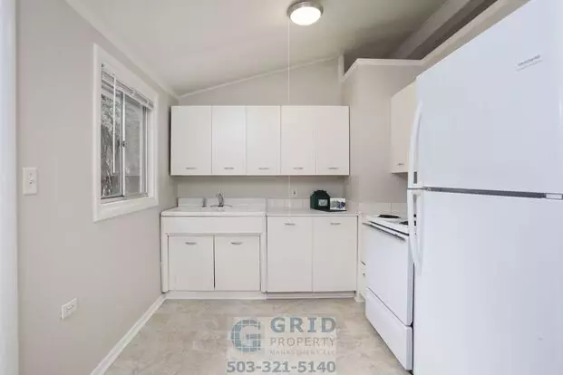 2 Bedroom Home Available In Southeast Portland Apartment for rent in Portland, OR 2 Bedroom Home Available In Southeast Portland Apartment for rent in Portland, OR