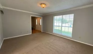 4 of 38 Spacious Home In The Heart Of Grapevine House for rent in Grapevine, TX