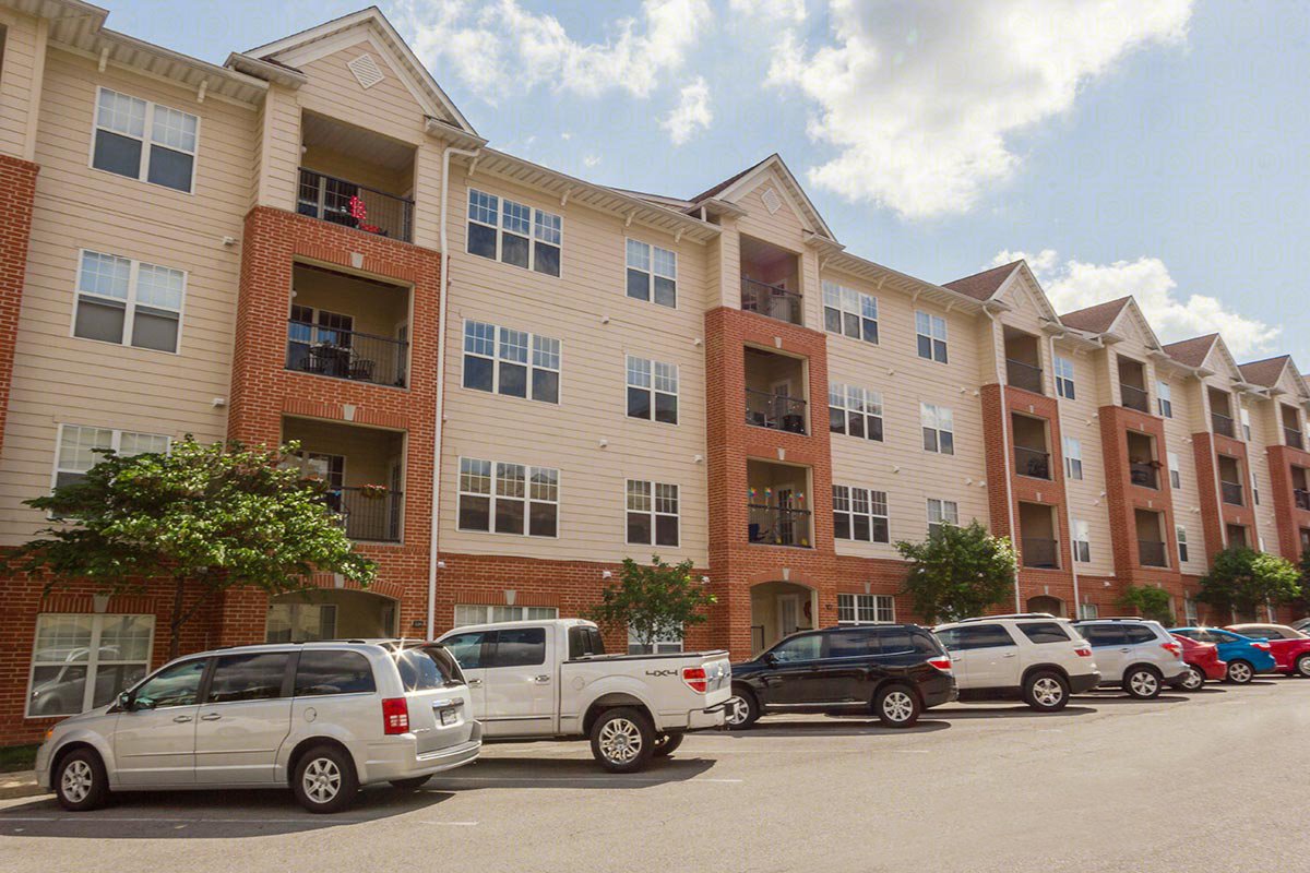 Kirkwood Station Plaza Apartments Kirkwood, MO