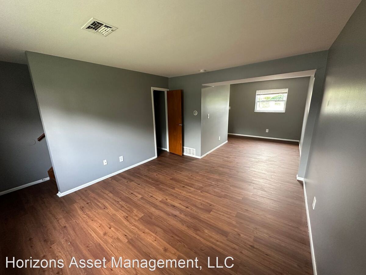 Crestwood Village Townhomes Apartments Columbus, OH