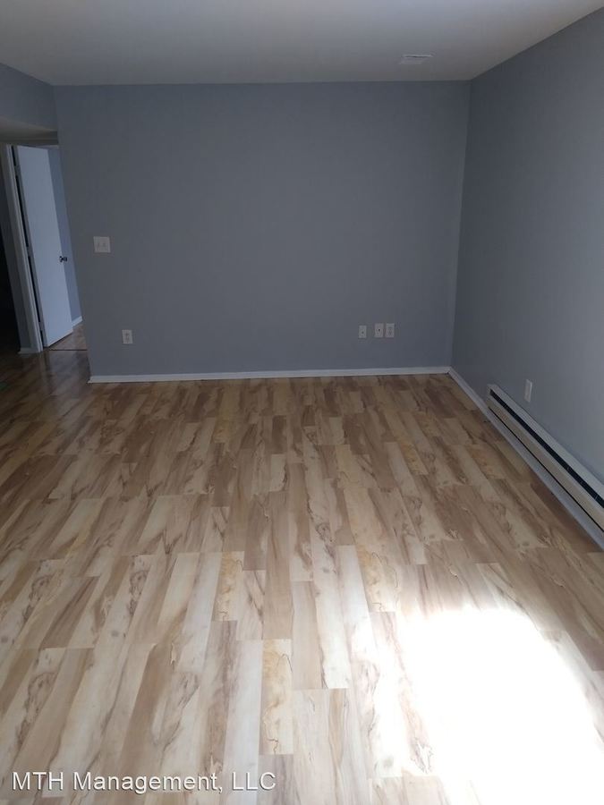 Rickett Road Apartments (Rickett Road Apartments... Brighton, MI