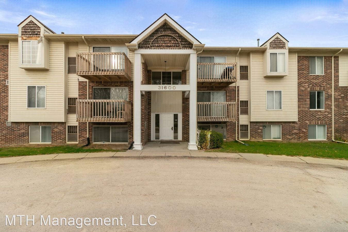 River Valley Apartments Farmington Hills, MI Rentable