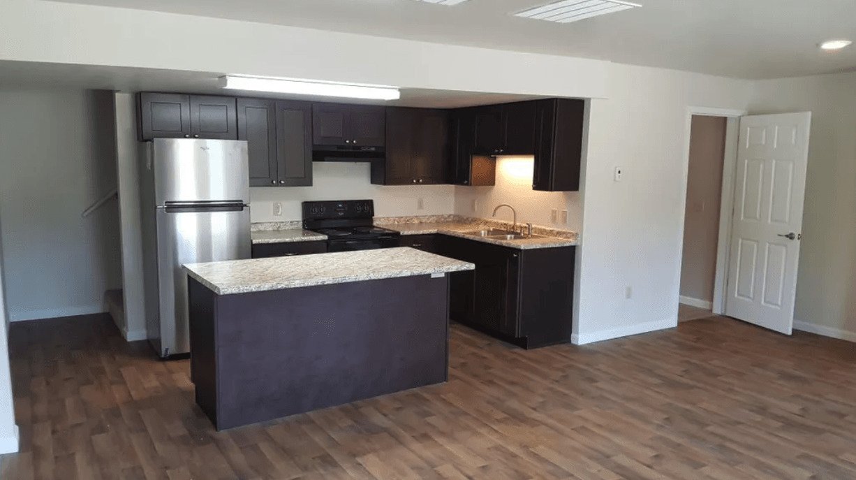 Maple Valley Apartments (Pinnacle Property Group... Brown City, MI