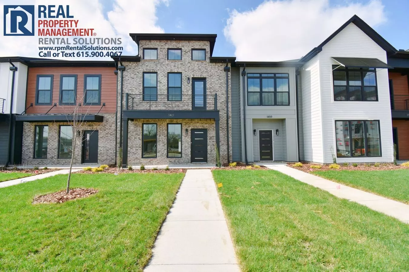 Amazing 3 Bedroom Townhome In The Heart Of Murfreesboro! Neighborhood Pool; Internet Included! House for rent in Murfreesboro, TN