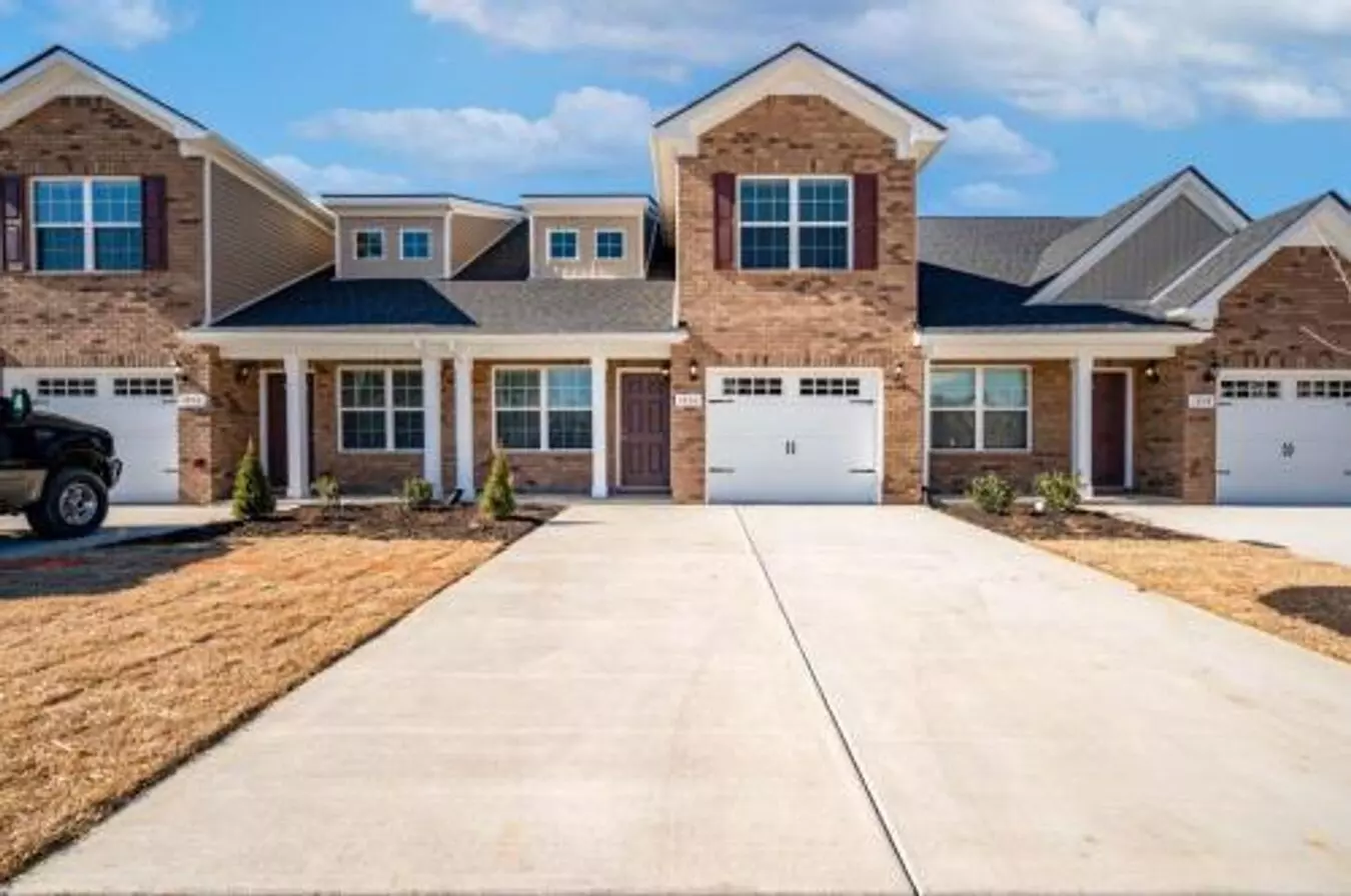 Beautiful 3 Bedroom Townhome W/ Garage House for rent in Murfreesboro, TN