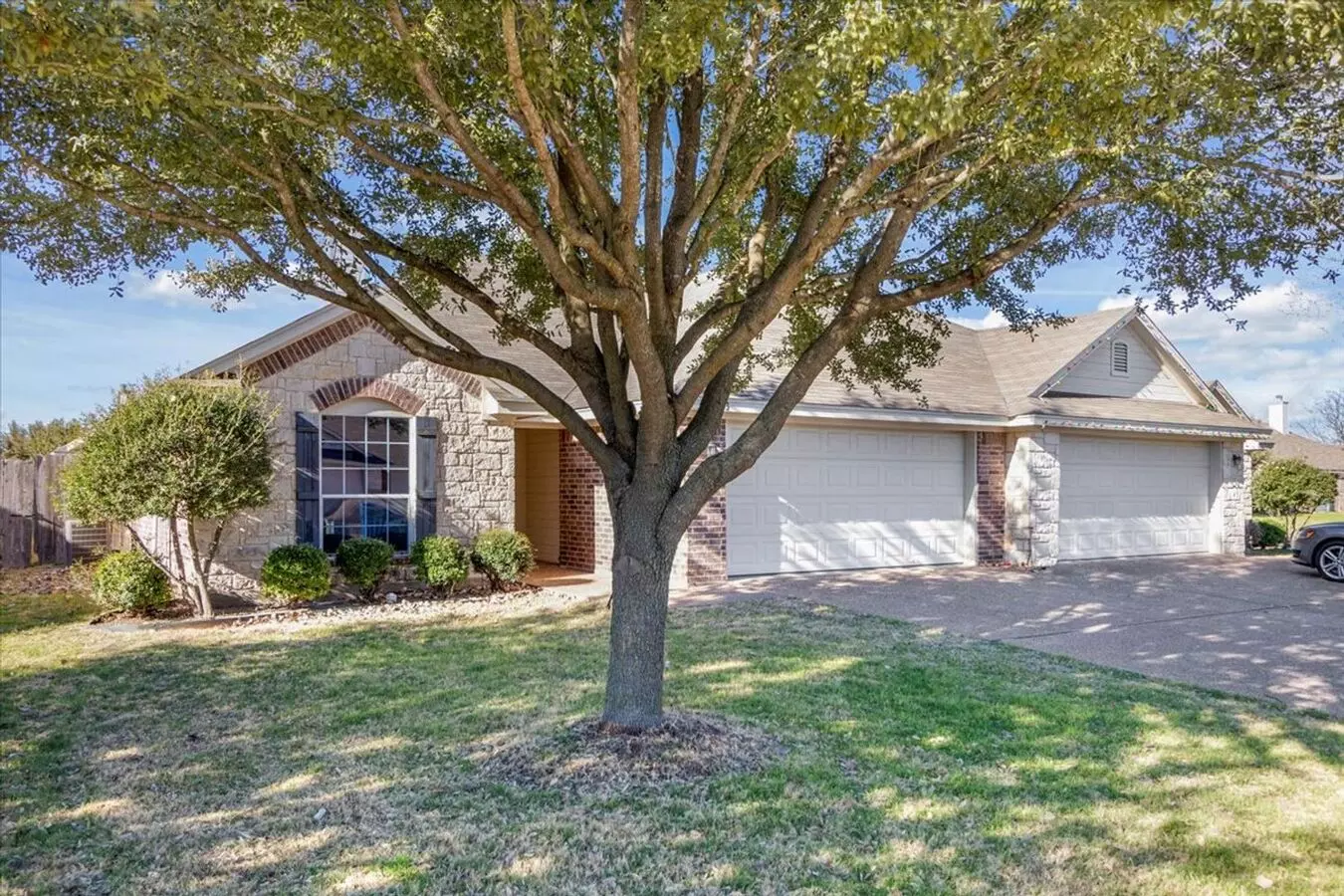 3br / 2ba Duplex In Hewitt, Texas | Midway Isd House for rent in Hewitt, TX