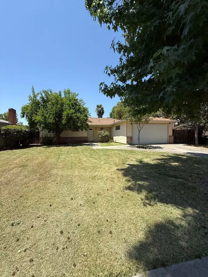 Charming 3-bed, 2-bath Home In North Merced! House for rent in Merced, CA