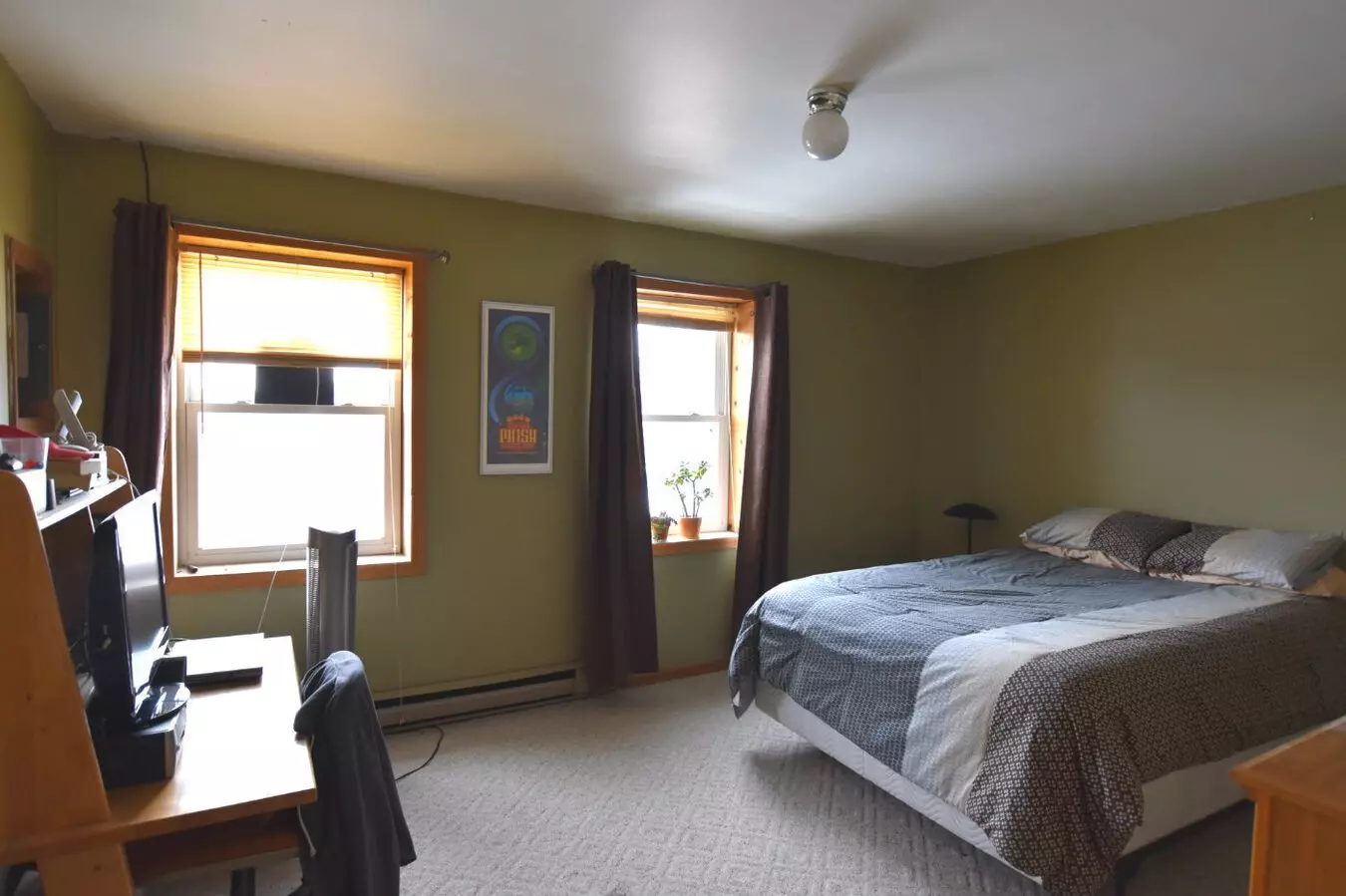 422 &amp; 424 North Main Apartment for rent in Oshkosh, WI