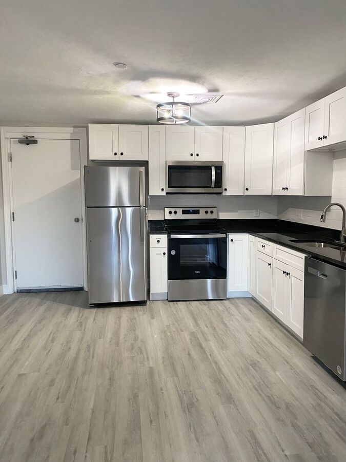 Fall River Apartments Under 1000