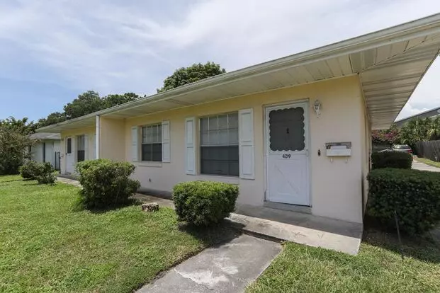 4219 Parkside Dr Apartment for rent in Orlando, FL