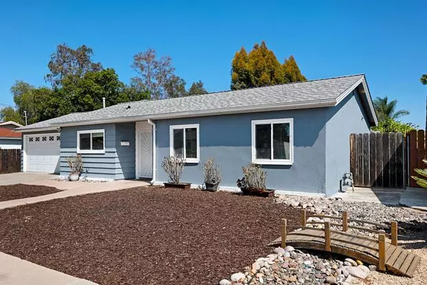 Beautiful 3bd 2ba House Sitting On Over 1/4 Acre Of Land/central A/c, R/v Parking/walking Distance To Santee Lakes Apartment for rent in Santee, CA