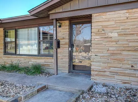 Adorable 3 Bedroom 2 Bathroom Home In Crestview With A Flex Space! Apartment for rent in Austin, TX