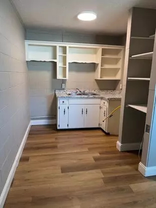 845 S Market Ave Apartment for rent in Springfield, MO