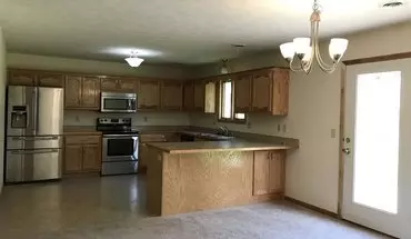 5 of 17 Huge Master! Close To Ft.riley House for rent in Ogden, KS